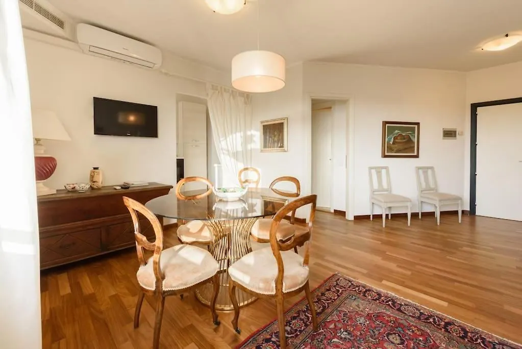 Apartament Royal Sea View Private Parking Marina di Pietrasanta