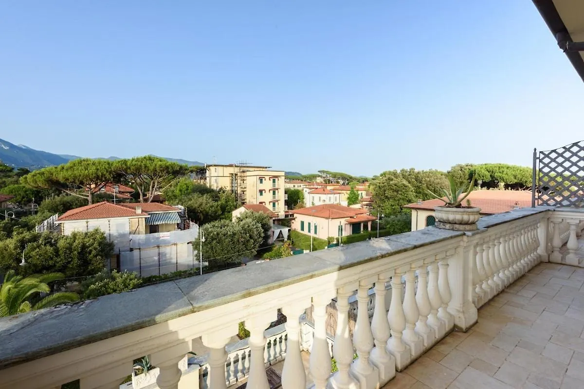 Apartament Royal Sea View Private Parking Marina di Pietrasanta